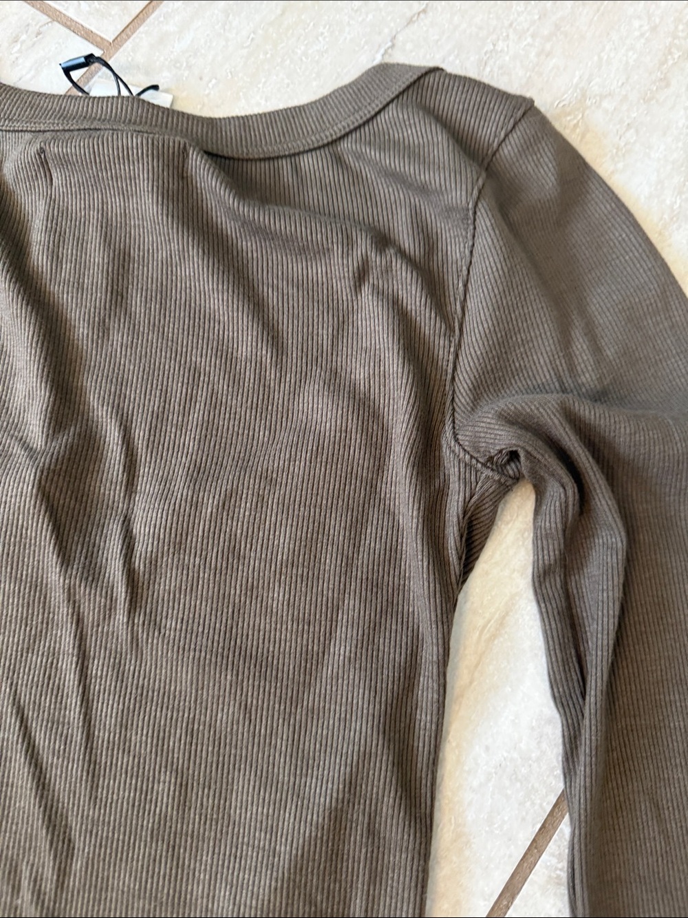 NWT Joah Brown Henley Long Sleeve Top - Picture 12 of 16